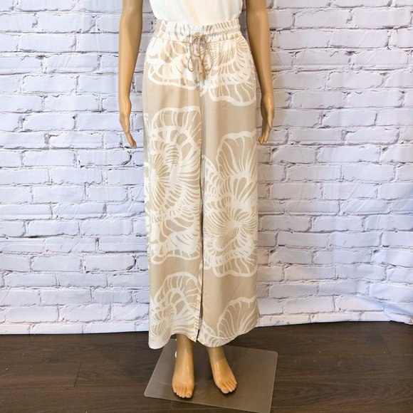 RW&Co., Cream/tan wide leg tropical print with front tie - Picture 5 of 12